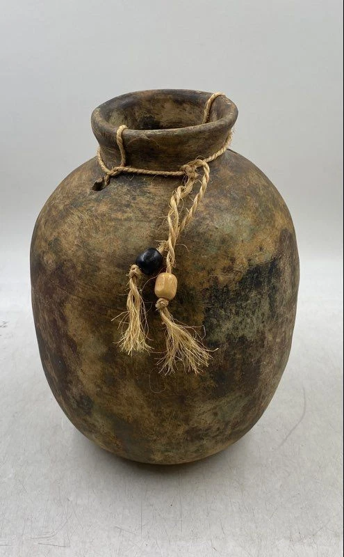 Vintage Style Decorative Pottery Vase with Twine and Bead Accent – Rustic Ceramic Home Décor Vessel